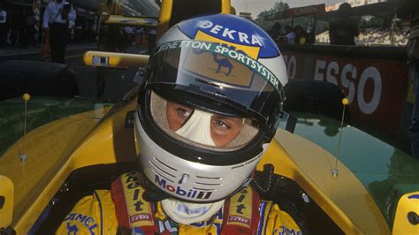Последние твиты от f schumacher (@fschu). Formel 1: Roter Helm für Schumacher - auto motor und sport