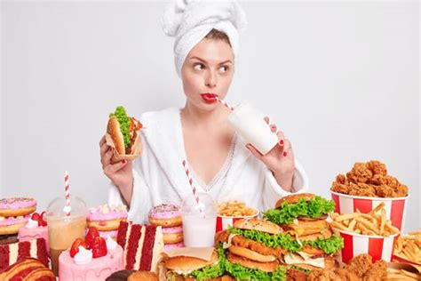 9 Key Advantages And Disadvantages Of Junk Food