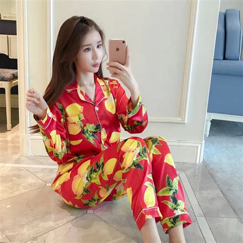 2018 New Spring Womens Pajamas Faux Silk Sexy Pijama Sets Mujer Lemon Pajama Suit Homewear