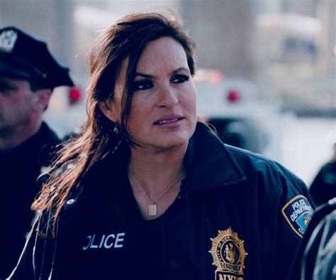 Svu' season 21 episode 19 will release on thursday, april 16, 2020, at 10 pm et on nbc. Idea by Trez Bertucci on Mariska Hargitay | Law and order ...