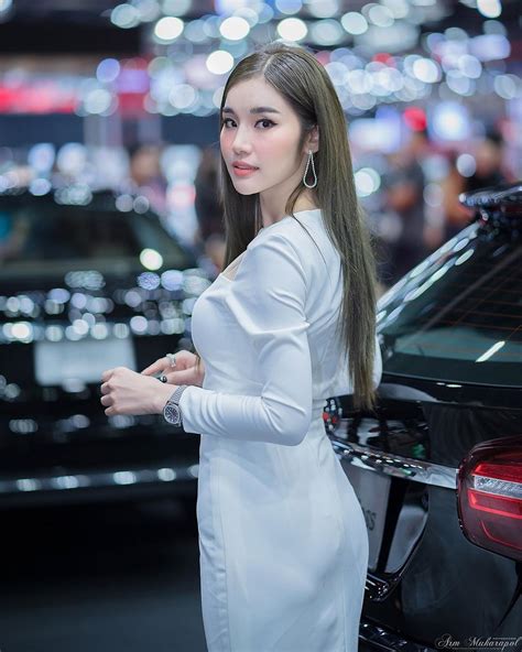 jarunan tavepanya most beautiful thai motor show models thai ladies