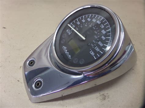 2006 Honda Shadow Vt750 C Speedometer Gauge With Cover Bezel And Other