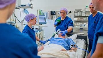 Information and translations of sismothérapie in the most comprehensive dictionary definitions resource on the web. Expert in behandeling met elektroconvulsietherapie | Rijnstate