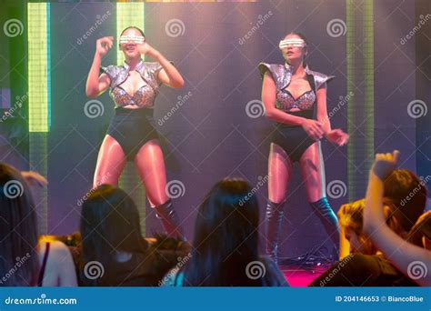 techno dancer in night club dancing to the beat of music from dj stock image image of concert