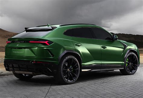 It was unveiled on 4 december 2017 and was put on the market for the 2018 model year. 2018 Lamborghini Urus TopCar - price and specifications