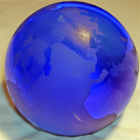 Vintage Beautiful Dark Blue Glass World Globe Paperweight