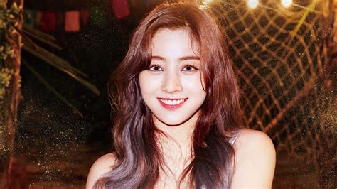 I also would request limiting to computer wallpapers, as it'll be easier for all of us if phone wallpapers were on a separate submission. Jihyo Aesthetic Desktop Wallpapers - Wallpaper Cave