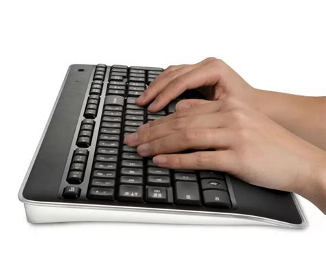 Logitech Wireless Illuminated Keyboard K800 Reviews And Ratings Techspot