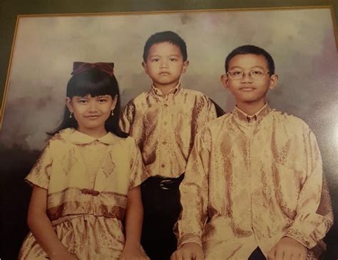 Anak nakal season 1 part 6. Putra Jokowi Pamer Foto Kecil Pakai Baju Kebesaran, Netizen: Mas Gibran Mirip Bapak! : Okezone ...