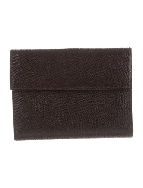 Saffiano Compact Wallet | Compact wallets, Saffiano, Saffiano leather