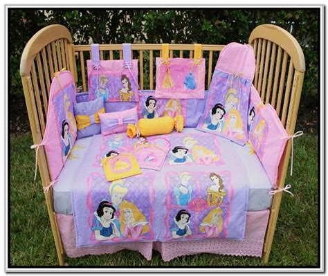 Shop the disney princess bedding and accessories selection to find all the pieces you need to create a cute and comfortable kids' room. Disney Princess Crib Bedding Set (With images) | Princess ...