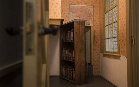 Le Musée Anne Frank Rénové Pour La Nouvelle Génération The Times Of