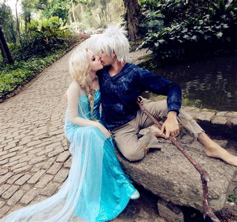 He's had her powers much longer than her, so he'd have more the love story that is elsa & jack frost is not canon & was created by fans of the characters. Elsa x Jack Frost by DeliriousLoudly on DeviantArt