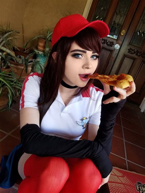 pizza delivery sivir by c9sneaky cosplay know your meme