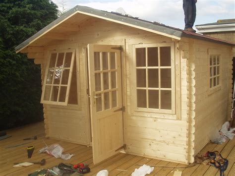 Preparing to build a shed in your own backyard is a time that calls for excitement. Shed Plans How To: How You Can Build Cheap Sheds Yourself ...