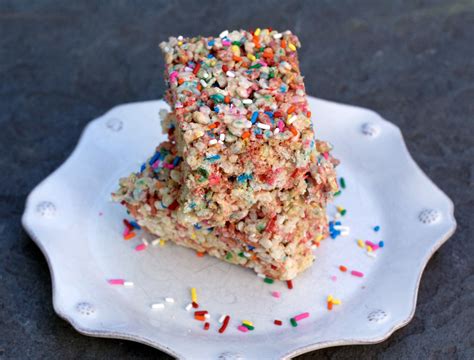 Rice Krispie Cereal Bar Treats with Sprinkles - Plum Pie