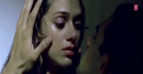 Aditi Rao Hydari Hot Sex Scene Video Yeh Saali Zindagi