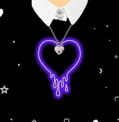 Roblox Girls T Shirt With Moon And Stars Doodle And A Purple Neon Heart