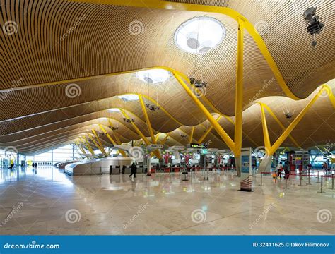 Check In Hall Of Barajas Airport Editorial Image Image Of Richard