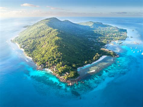 Az olcsó szállási árak hozzájárulhatnak a költségvetés megtakarításához. Seychelle-szigetek - 12 nap - Ázsianeked.com