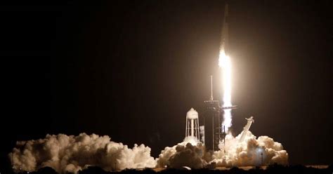 Un Cohete De Spacex Se Estrellará En La Luna En Las Próximas Semanas