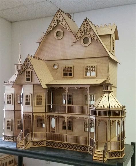 Ashley Victorian 112 Scale Dollhouse Kit Casas Victorianas Ideas De