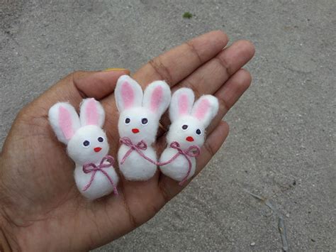 Cute Rabbits Made With Cotton Balls Cotton Crafts Cotton Ball Crafts
