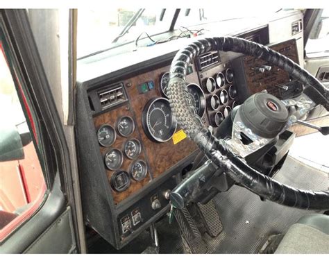 1992 Kenworth T600 Dash Assembly For Sale Council Bluffs Ia