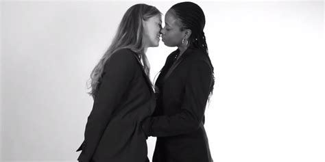 Queer Women Parody Viral First Kiss Video Huffpost