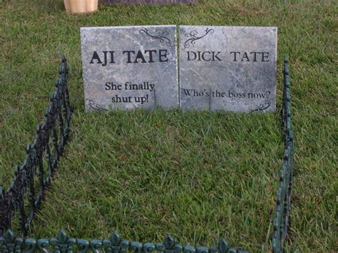 This Is One Of My Favorite Sets Halloween Tombstones