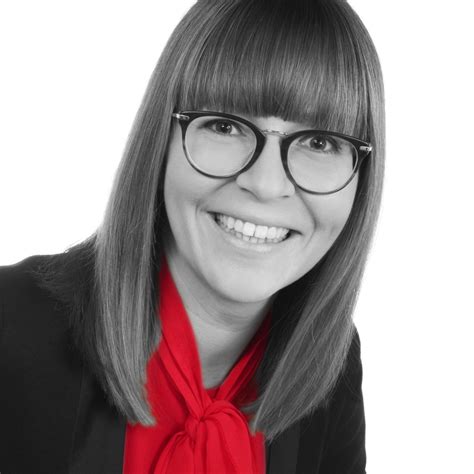 Umbau und sanierung von 2 häusern ausführung der trockenbauarbeiten mit. Lydia Frosch - Assistentin des Geschäftsführers ...