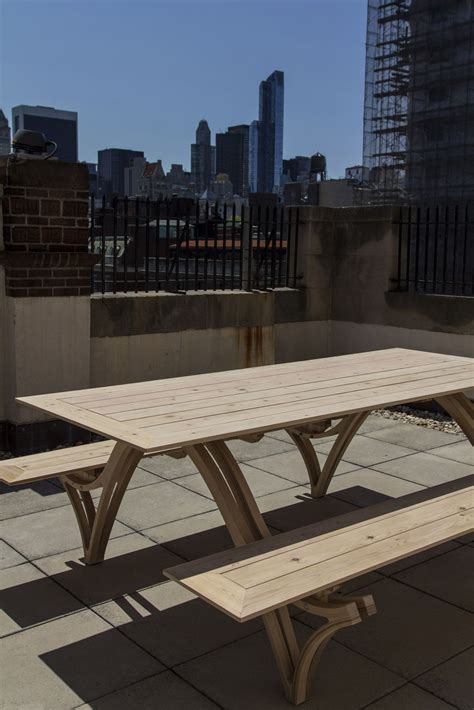 10 Person Bent Laminated Cedar Picnic Table Album On Imgur Furniture Projects Outdoor