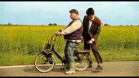 These include emma de caunes, willem dafoe, the late jean rochefort, max baldry and of course mr. Mr Bean's Holiday _ Mr Bean and man with motorbike - YouTube