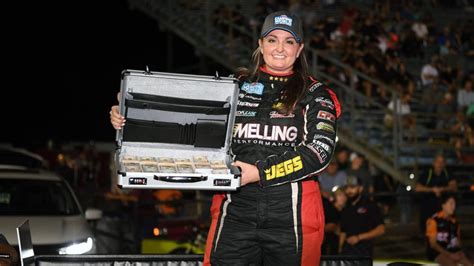 Four Time World Champion Erica Enders Continues Countdown Dominance In Nhra Pro Stock Erica