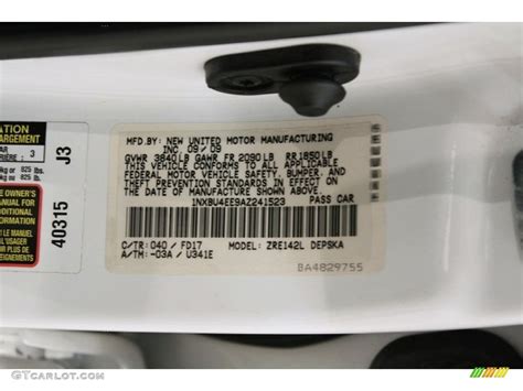 White is a pale, utterly achromatic color with the hex code #ffffff, made from all colors of light in the rgb color model, and none of the colors in the cmyk model. 2010 Corolla Color Code 040 for Super White Photo ...