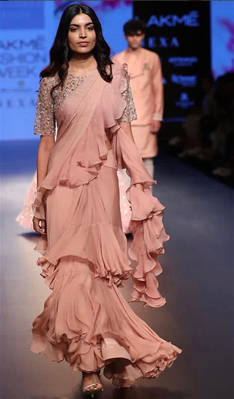 pin by shamini v on saree holic stylish sarees saree trends saree styles