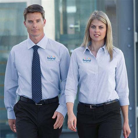 Cotton Corporate Staff Uniform For Anti Wrinkle Comfortable Easily