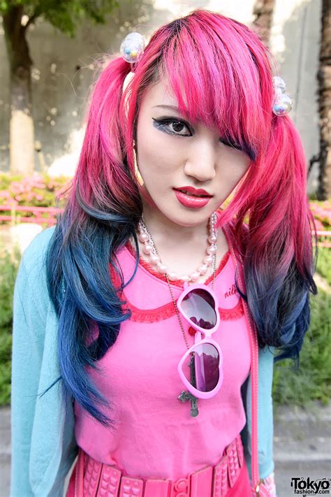 Lisa 13 In Harajuku W Dip Dye Hair Cute Pink Fashion And Vivienne Westwood