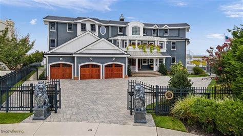 Spectacular And Unique Bayfront Compound New Jersey Luxury Homes