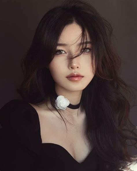 korean beauty asian girl pretty face beautiful braids beautiful women photographie portrait