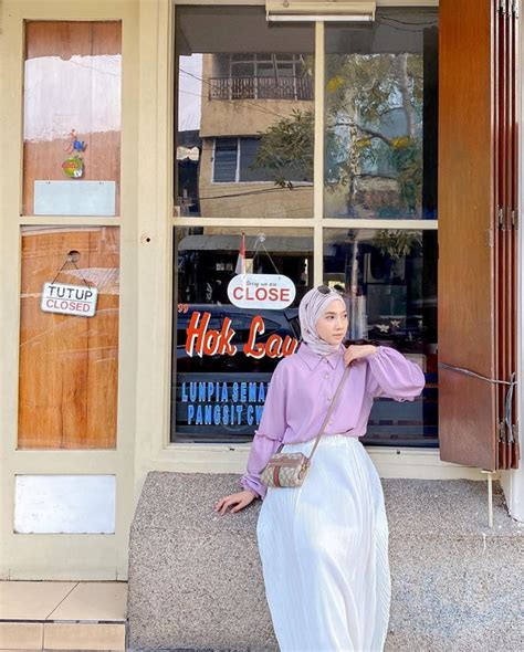 Tips Melakukan Mix And Match Hijab Pakai Outfit Warna Lilac Avanascarf