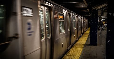 why doesn t new york city have full control of its subways