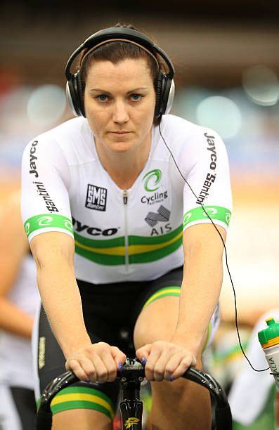 Anna Meares Photos Photos And Premium High Res Pictures Anna Portrait Track Cycling