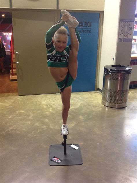 Fly Right Cheer Stand For Flyers Cheer Stretches Cheerleading Tips