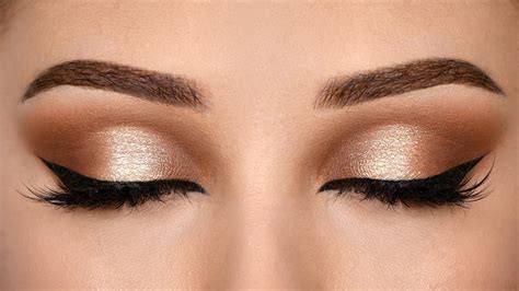 Light Makeup Ideas For Brown Eyes