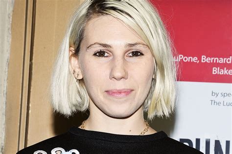 Zosia Mamet Teams With Cynthia Rowley For Sunglasses Line