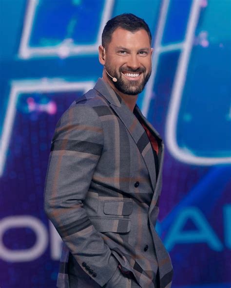 Maksim Chmerkovskiy Admits He Was ‘embarrassed On Train From Ukraine To Poland As He Safely