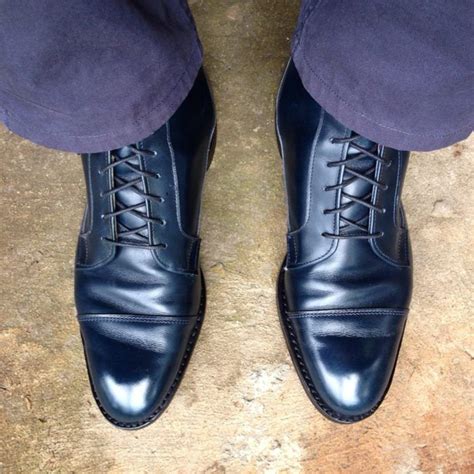 Maybe you would like to learn more about one of these? Cordonnerie : comment faire durer ses souliers | Soulier ...