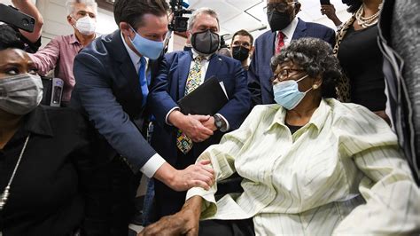 Civil Rights Pioneer Claudette Colvin Asks Court To Expunge Her 1955 Arres News Bet