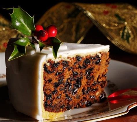In cake recipes, the two most common leaveners are baking soda and baking powder. Best Christmas Cake Recipe Ever - Rich, Dark Fruit Cake ...